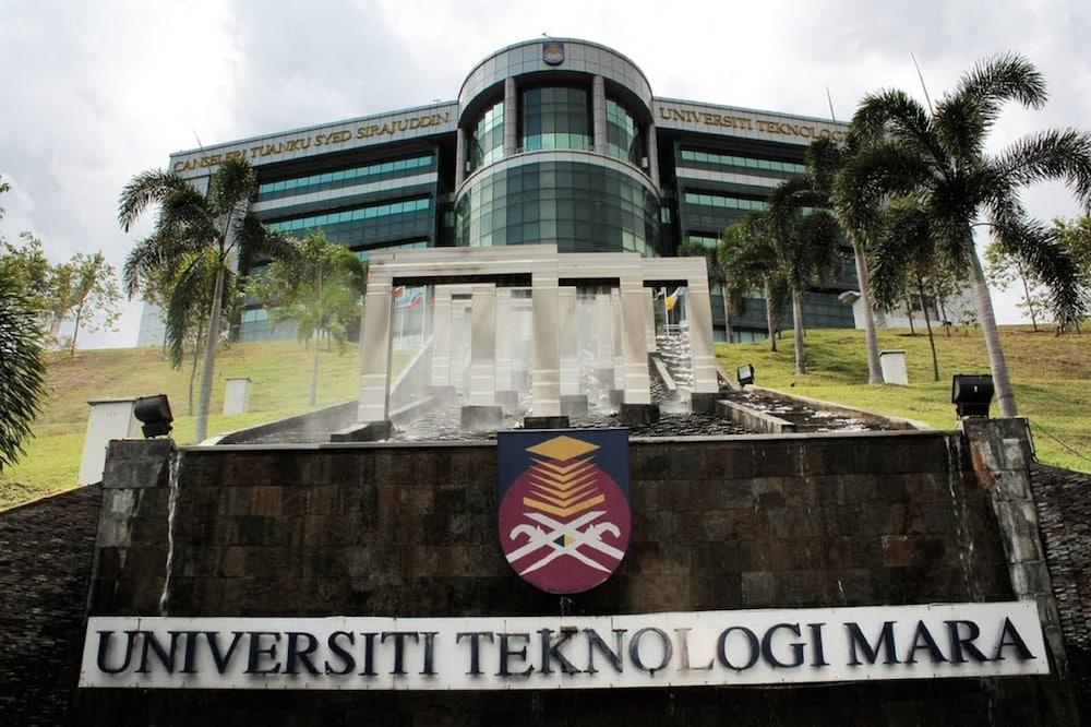 Best Hotel Shah Alam @ Uitm, I-City & Hospital Exterior photo