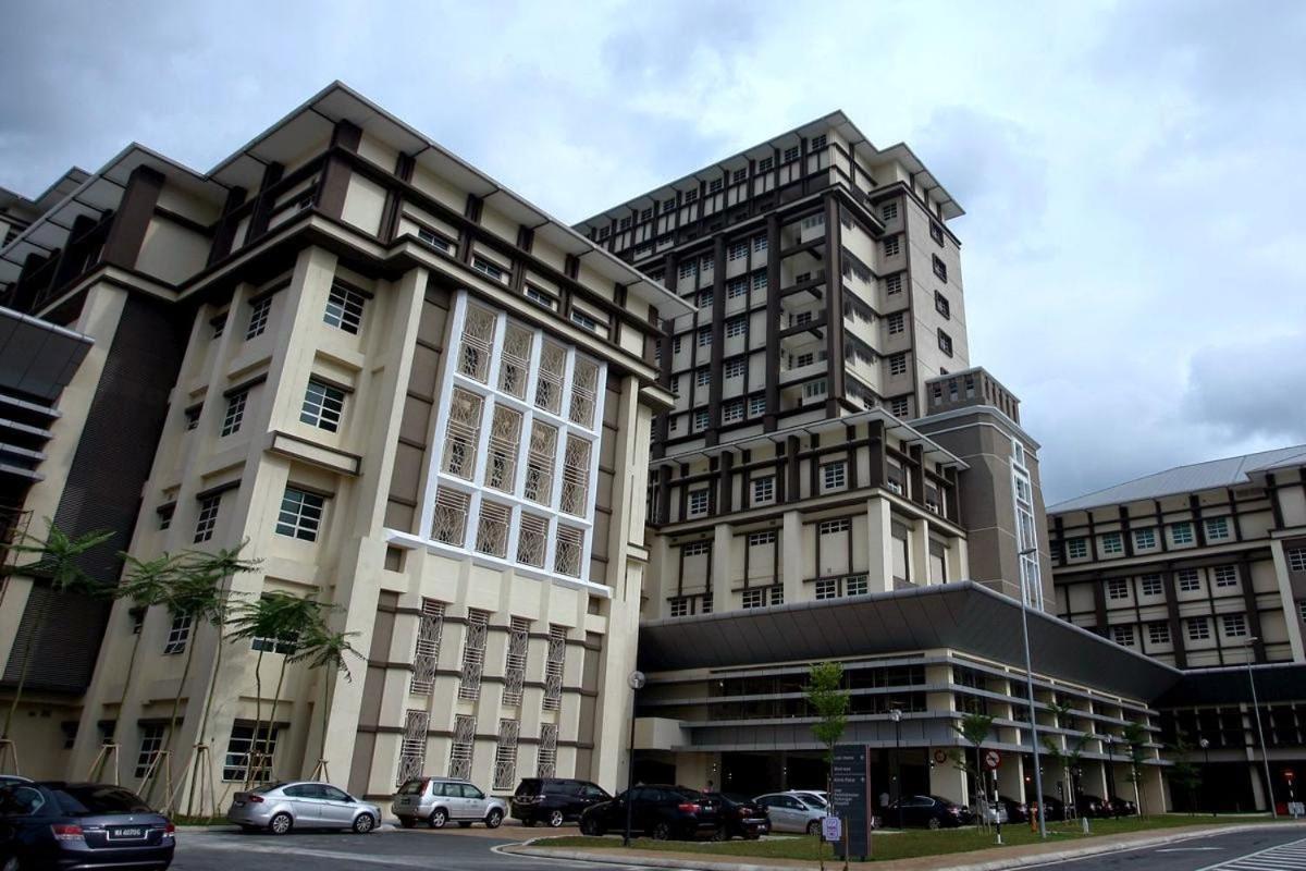 Best Hotel Shah Alam @ Uitm, I-City & Hospital Exterior photo
